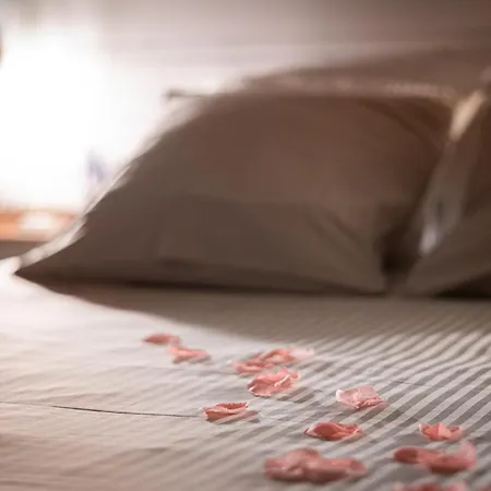 Romantique Avec Jacuzzi Privatif Дом отдыха *