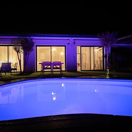 Romantique Avec Jacuzzi Privatif Бискаррос